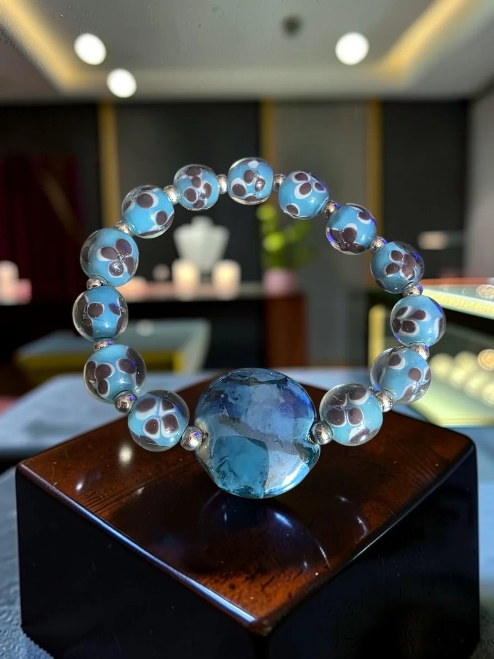 Blue Floral Murano Glass Bead Stretch Bracelet